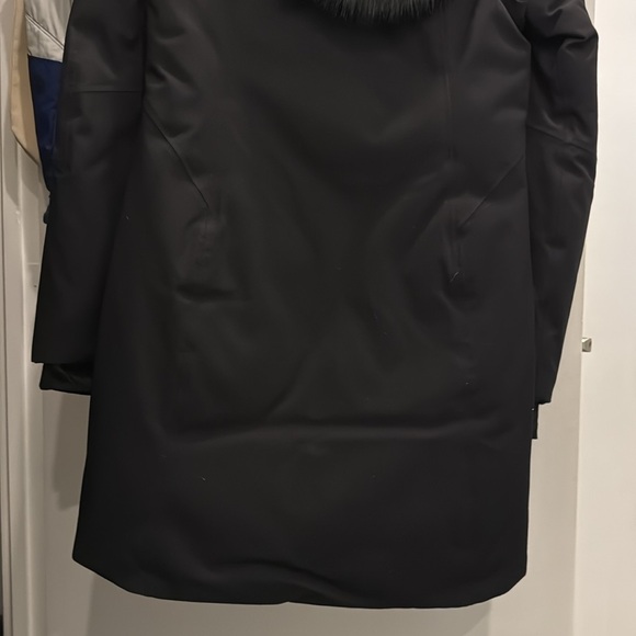 Northface Women Artic Parka - Picture 6 of 6